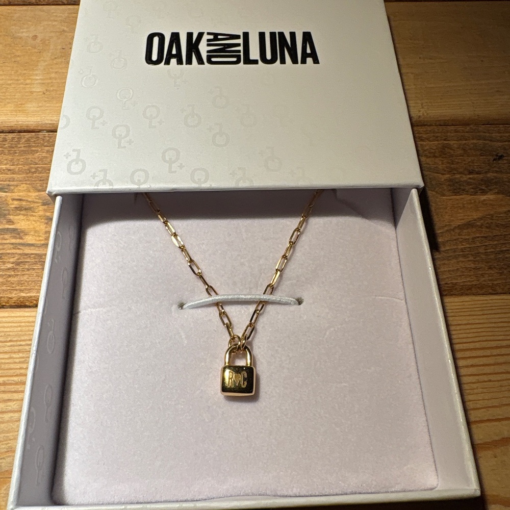 R♡C custom engraved Oak and Luna necklace